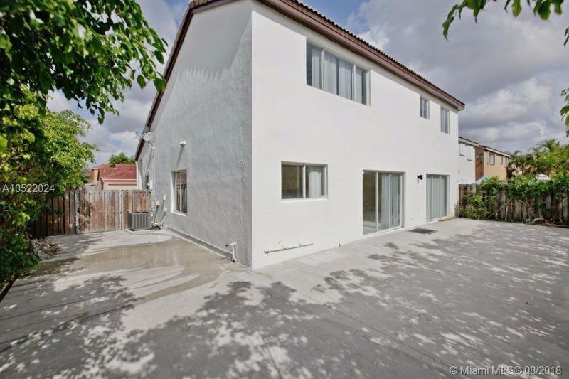 WEITZER LAGO MAR HOMES - Residential Lease