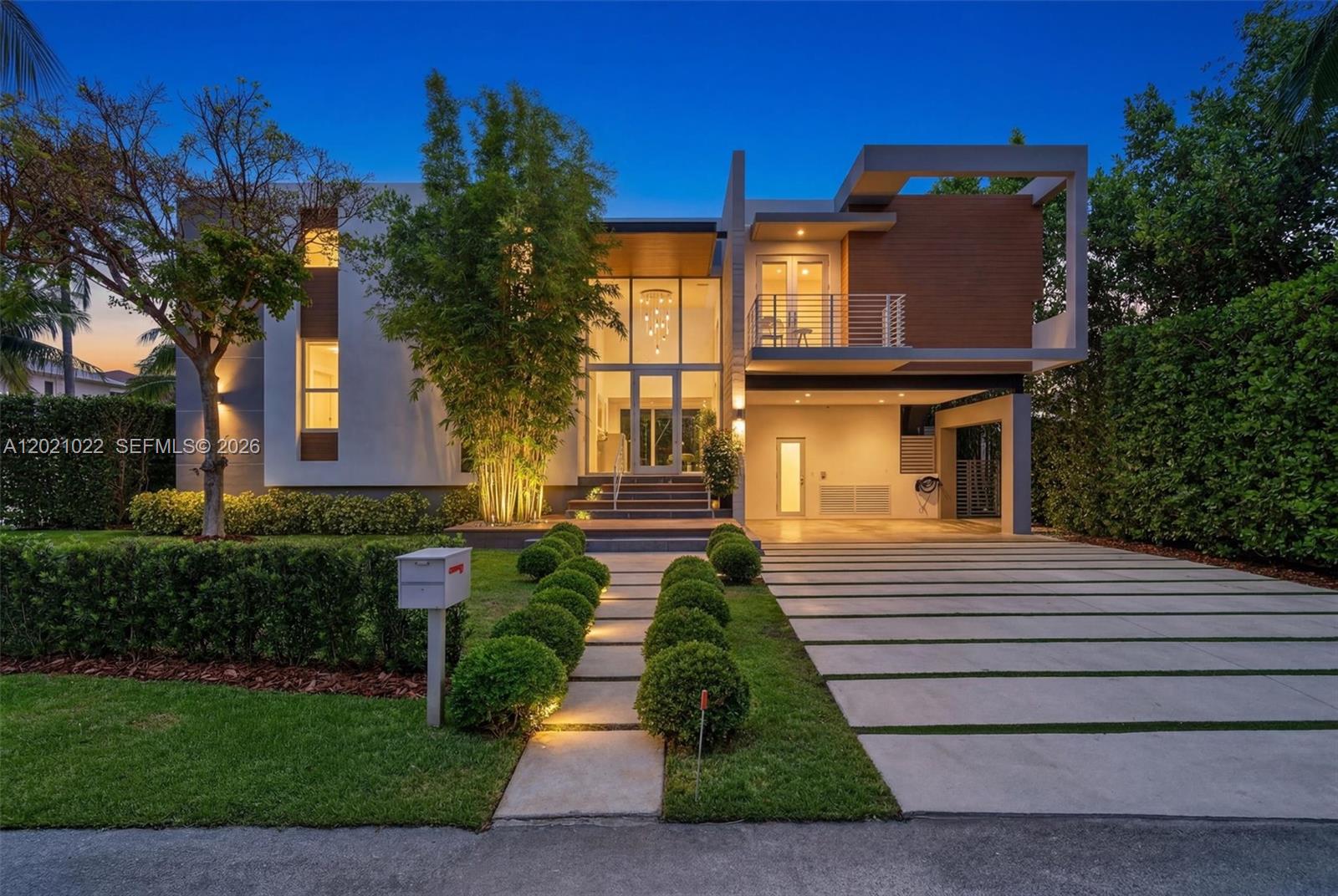 BISCAYNE KEY ESTATES - Residential