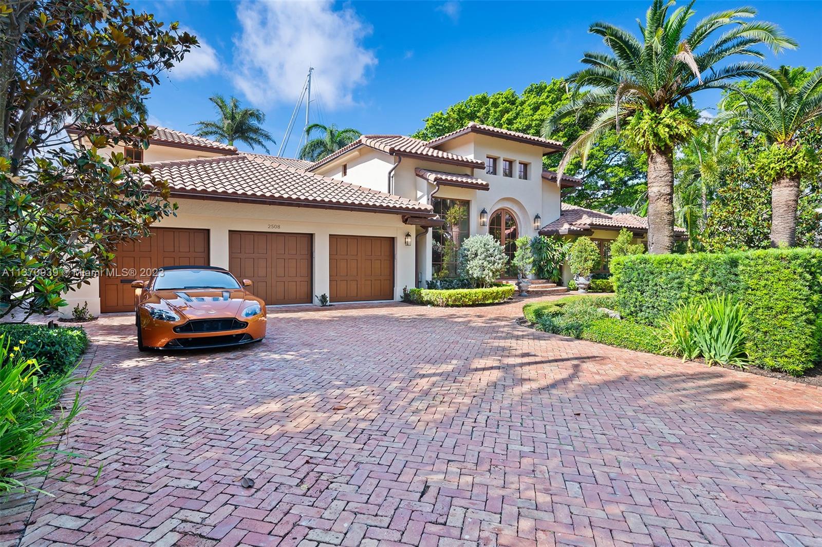 HARBOR BEACH - Residential