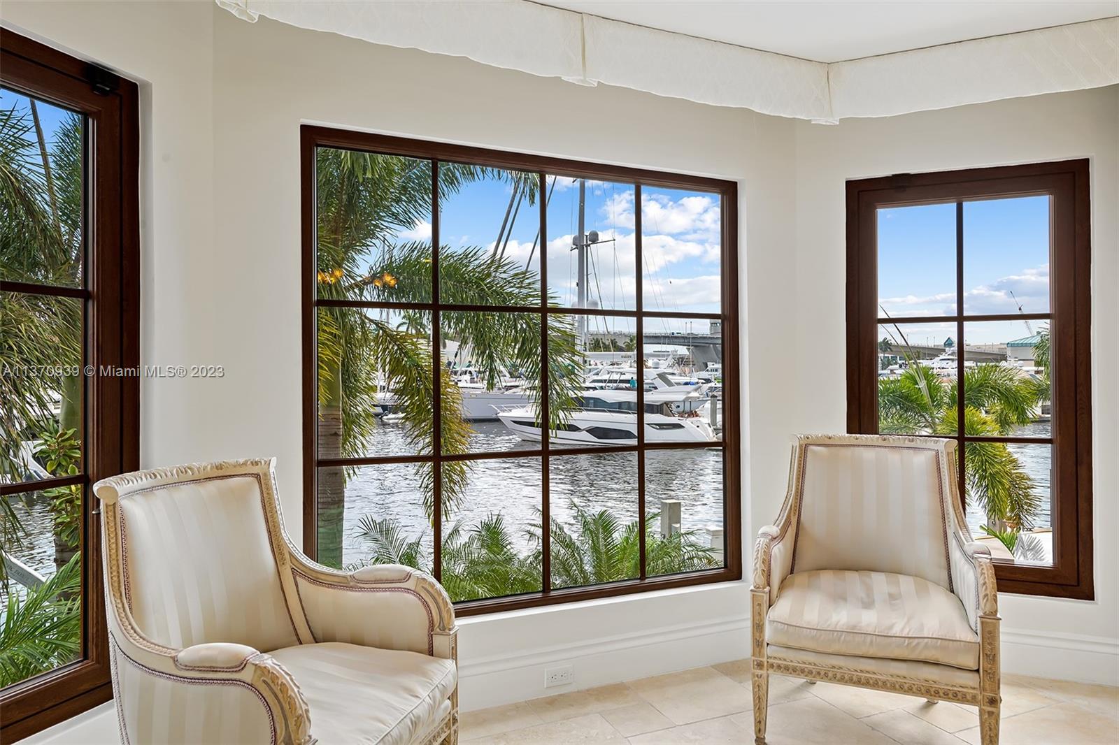 HARBOR BEACH - Residential