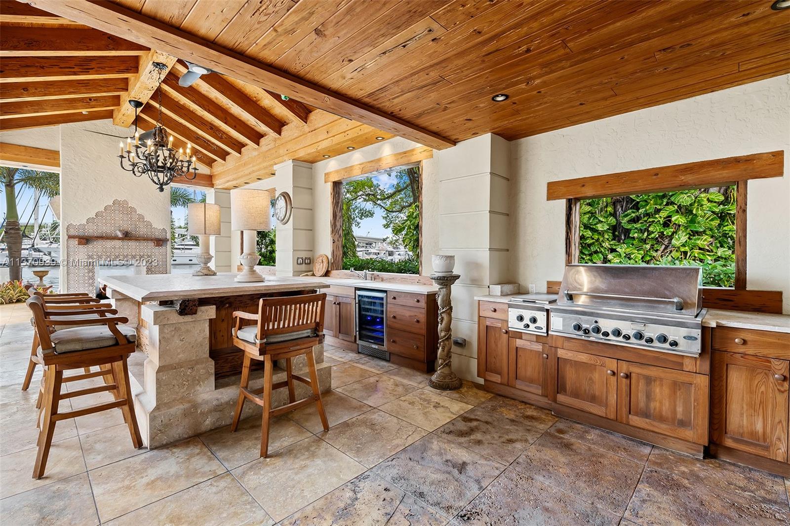 HARBOR BEACH - Residential