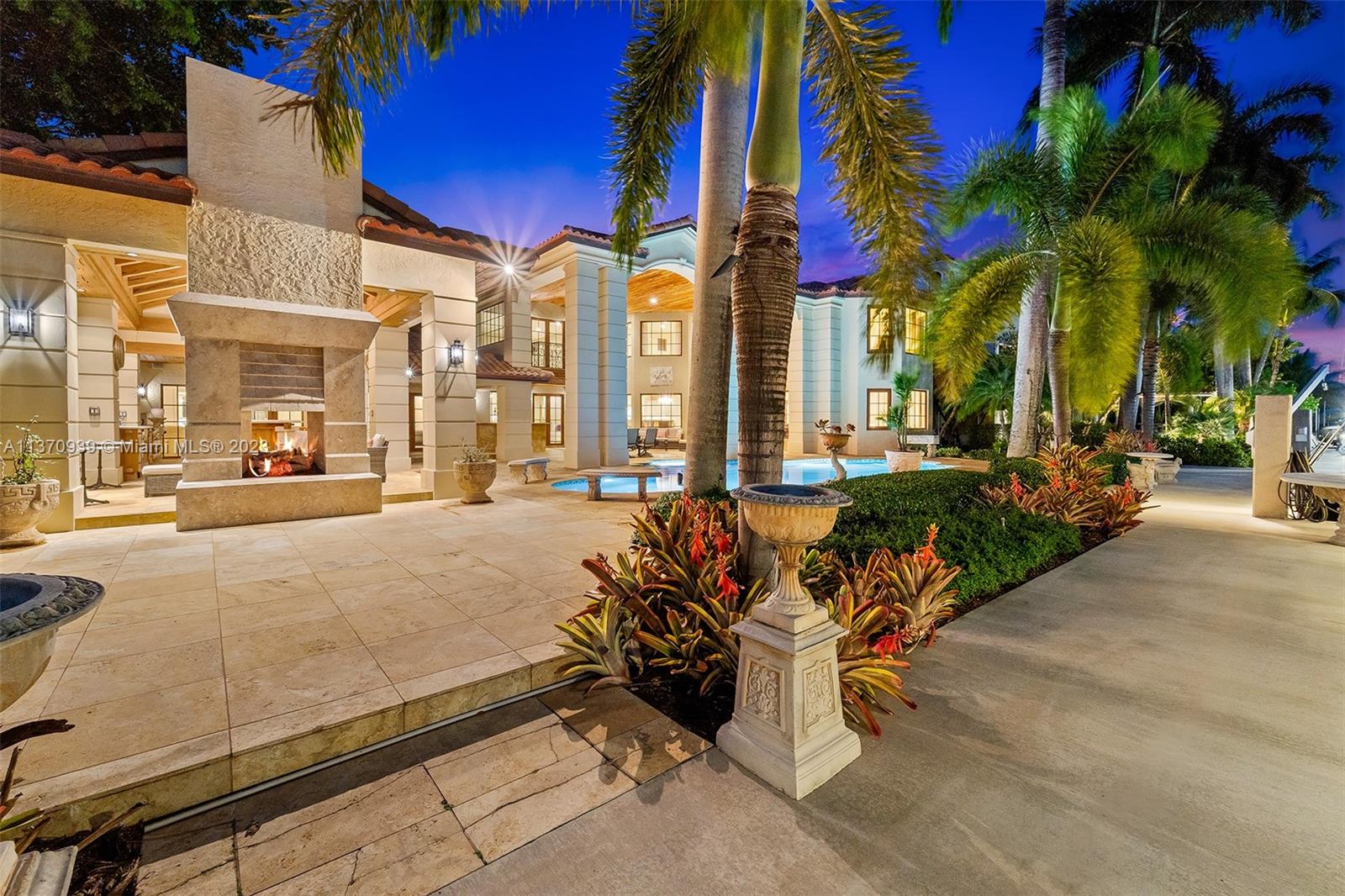 HARBOR BEACH - Residential