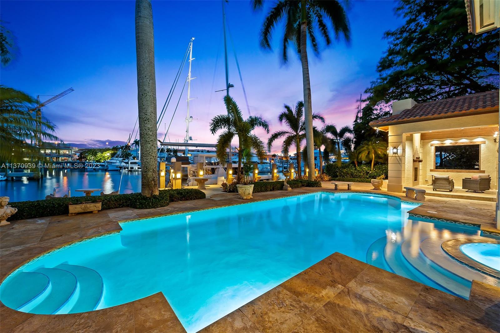 HARBOR BEACH - Residential