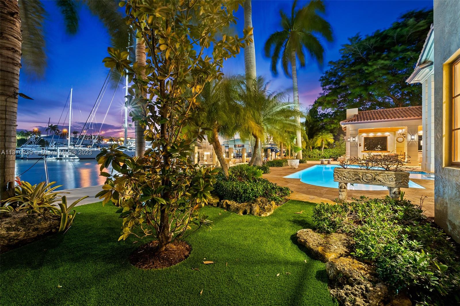 HARBOR BEACH - Residential