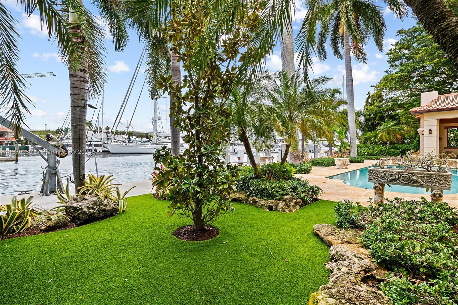 HARBOR BEACH - Residential