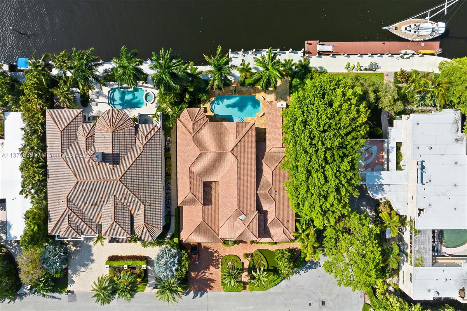 HARBOR BEACH - Residential