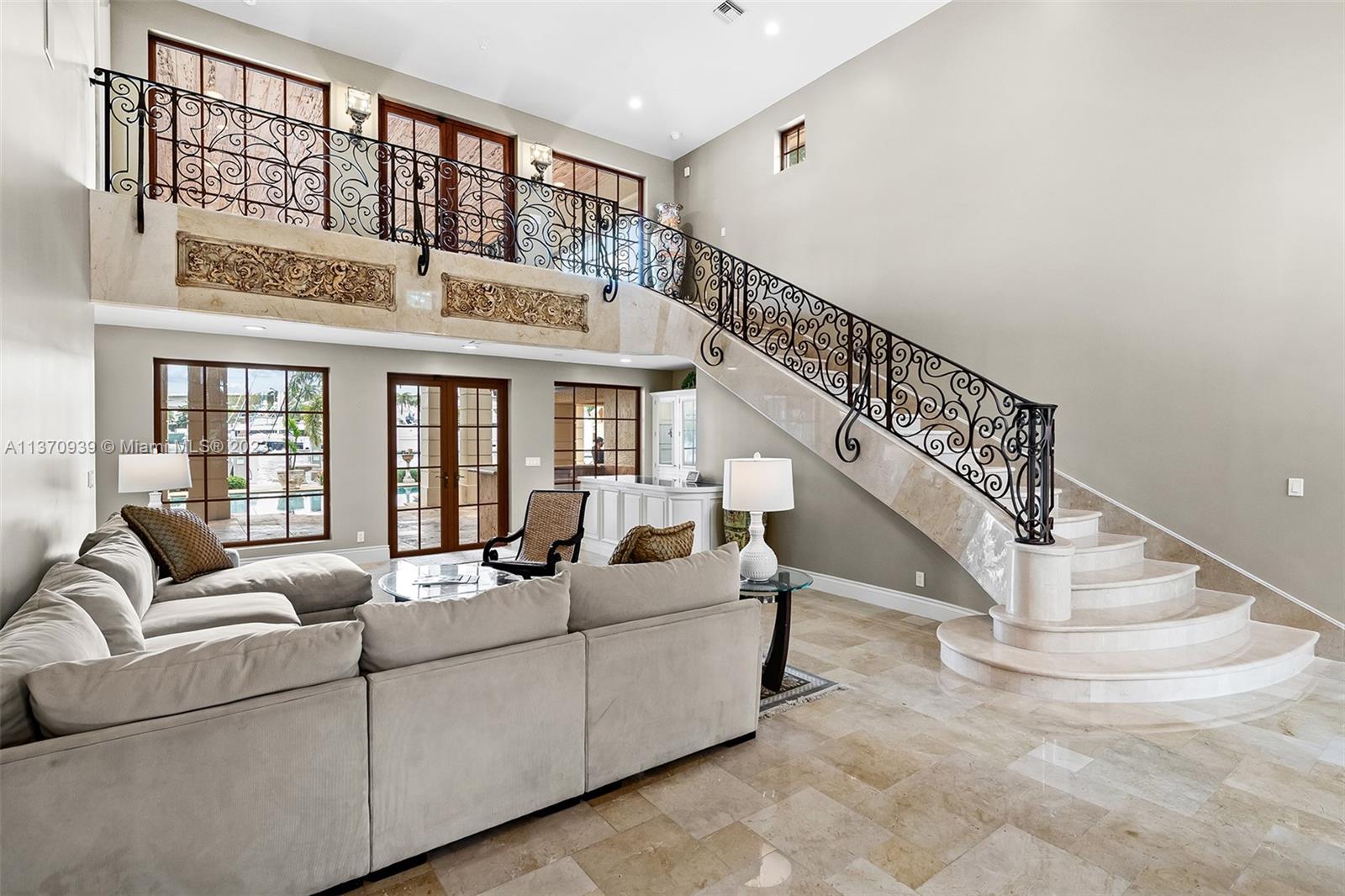 HARBOR BEACH - Residential