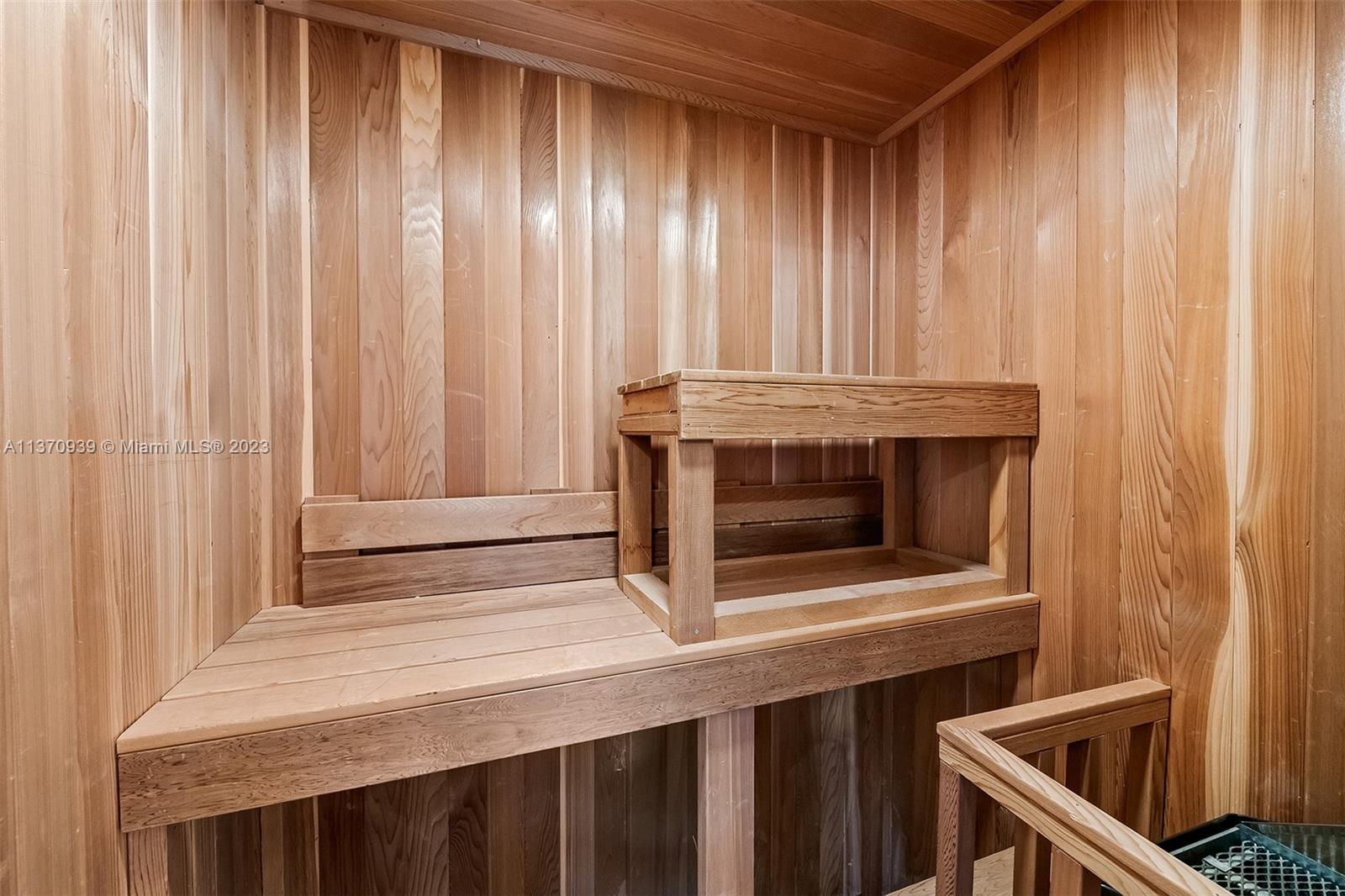 HARBOR BEACH - Residential