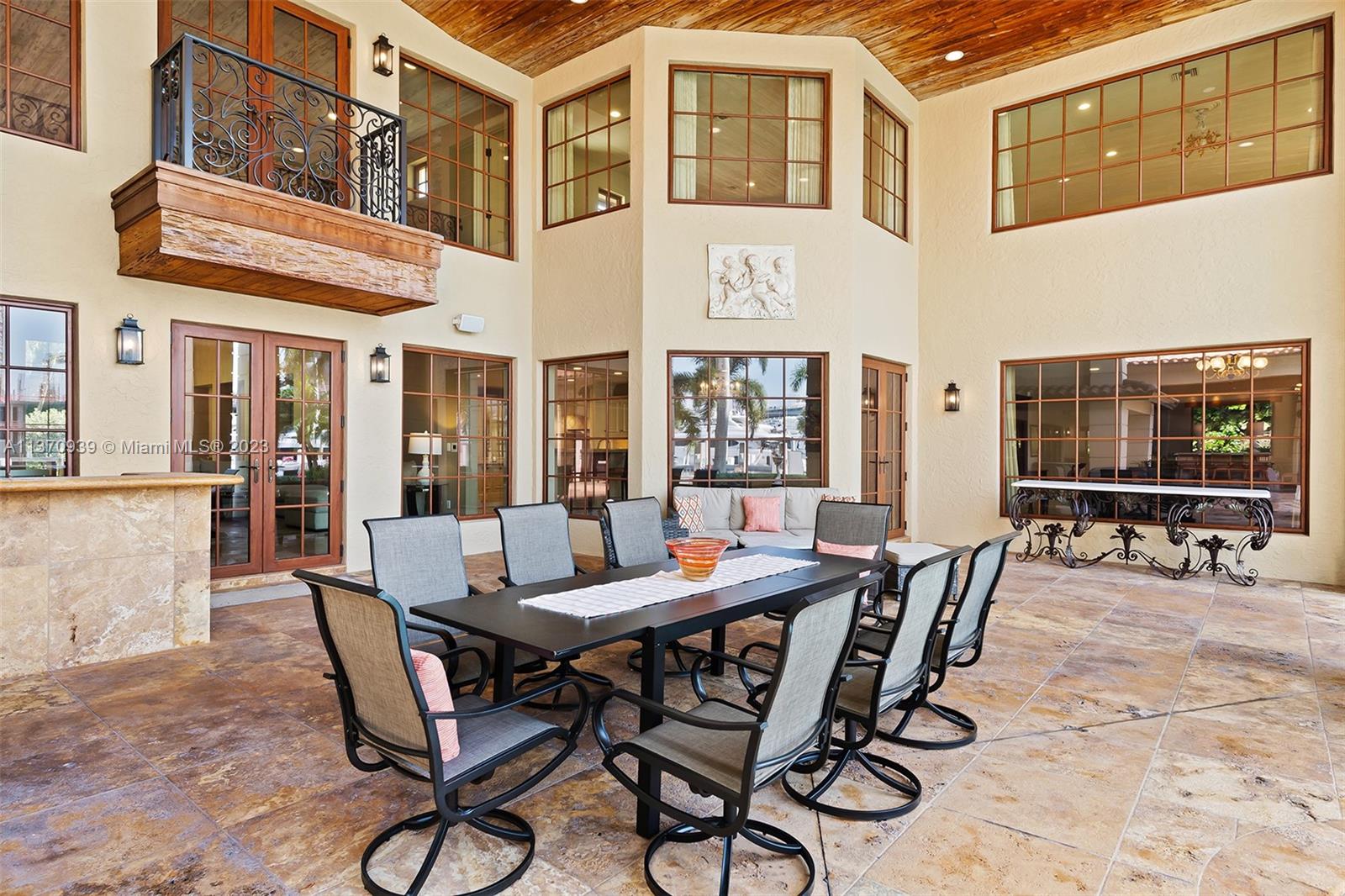 HARBOR BEACH - Residential