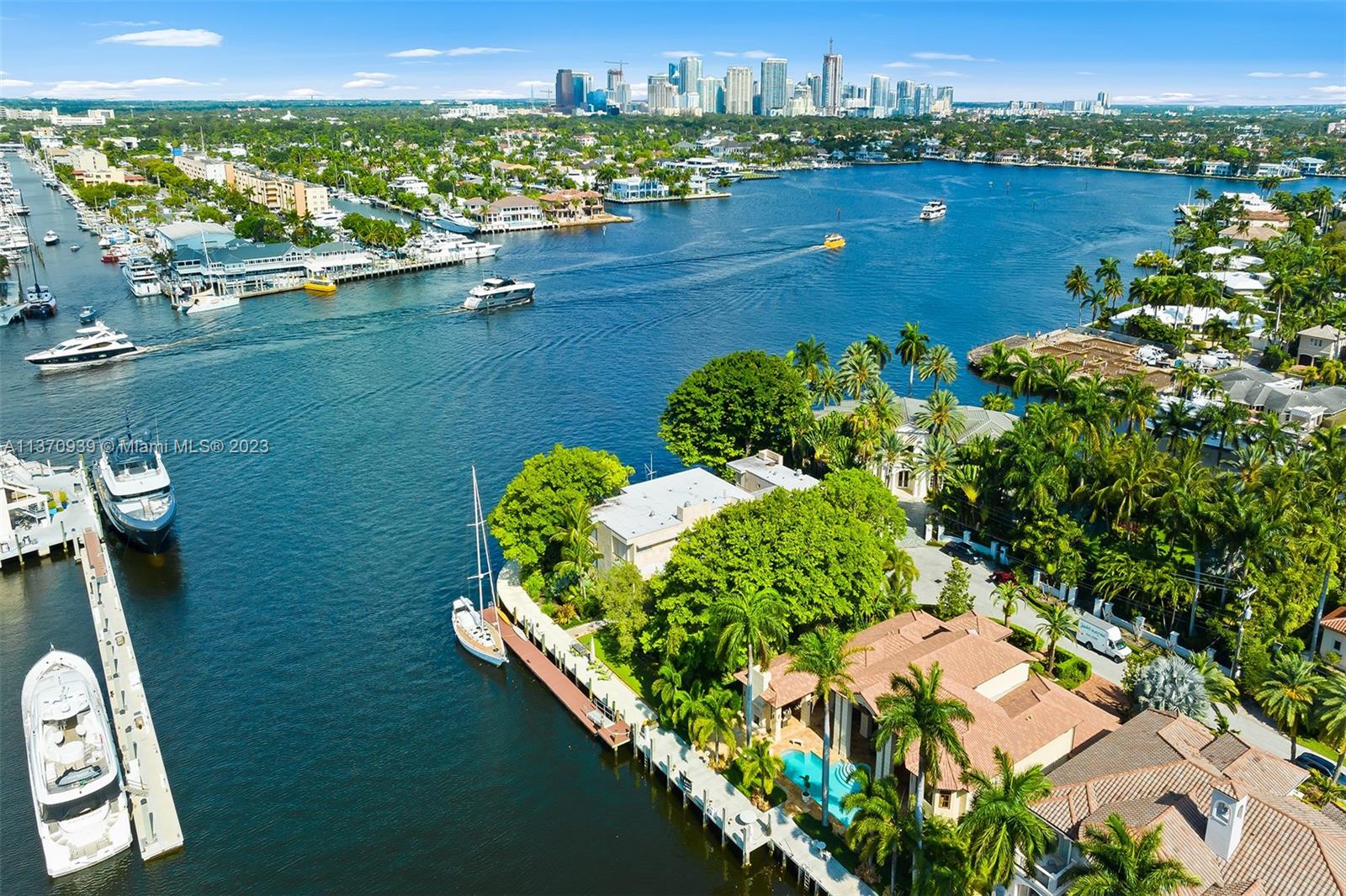 HARBOR BEACH - Residential