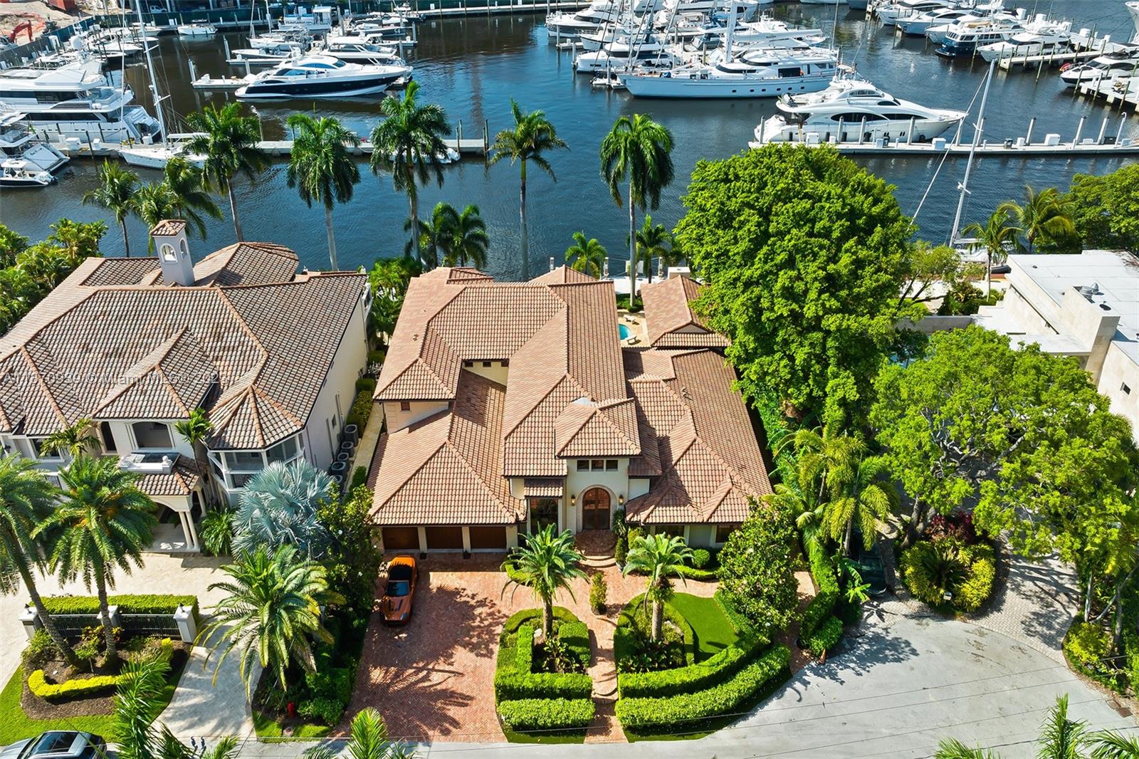 HARBOR BEACH - Residential