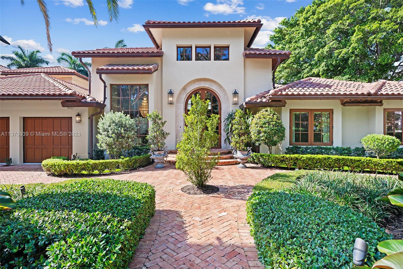 HARBOR BEACH - Residential