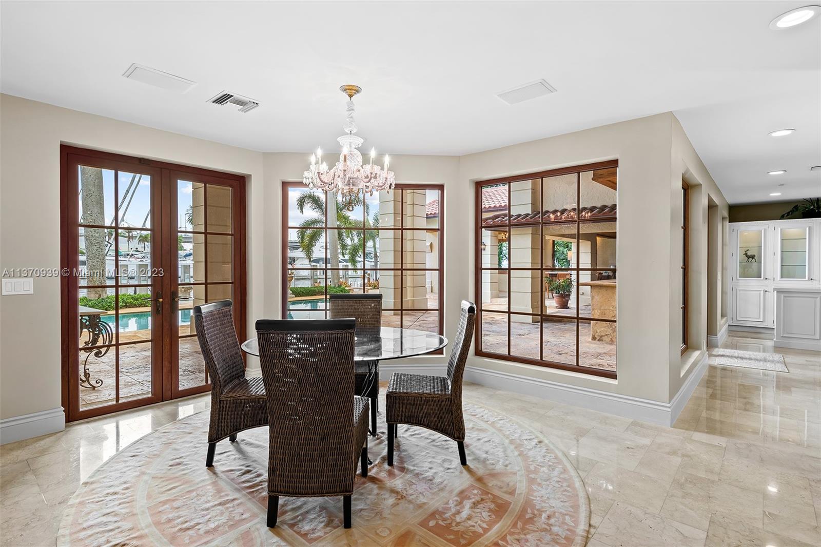 HARBOR BEACH - Residential