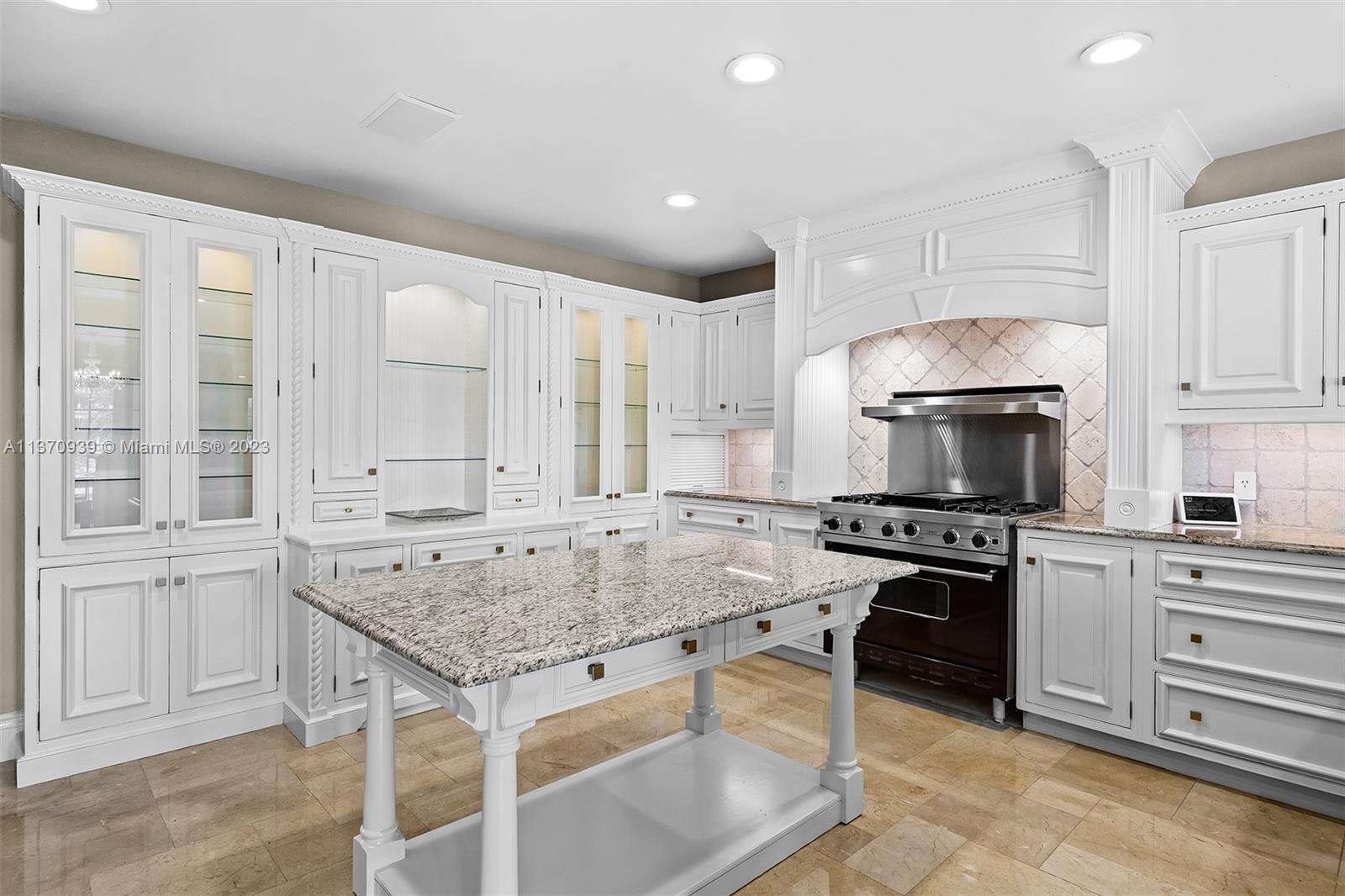 HARBOR BEACH - Residential