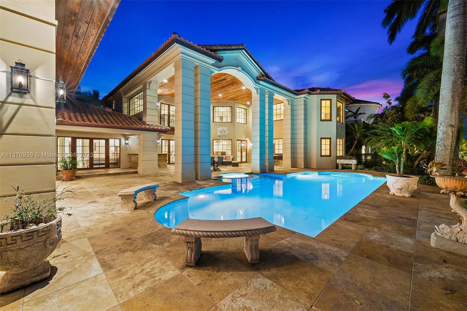 HARBOR BEACH - Residential