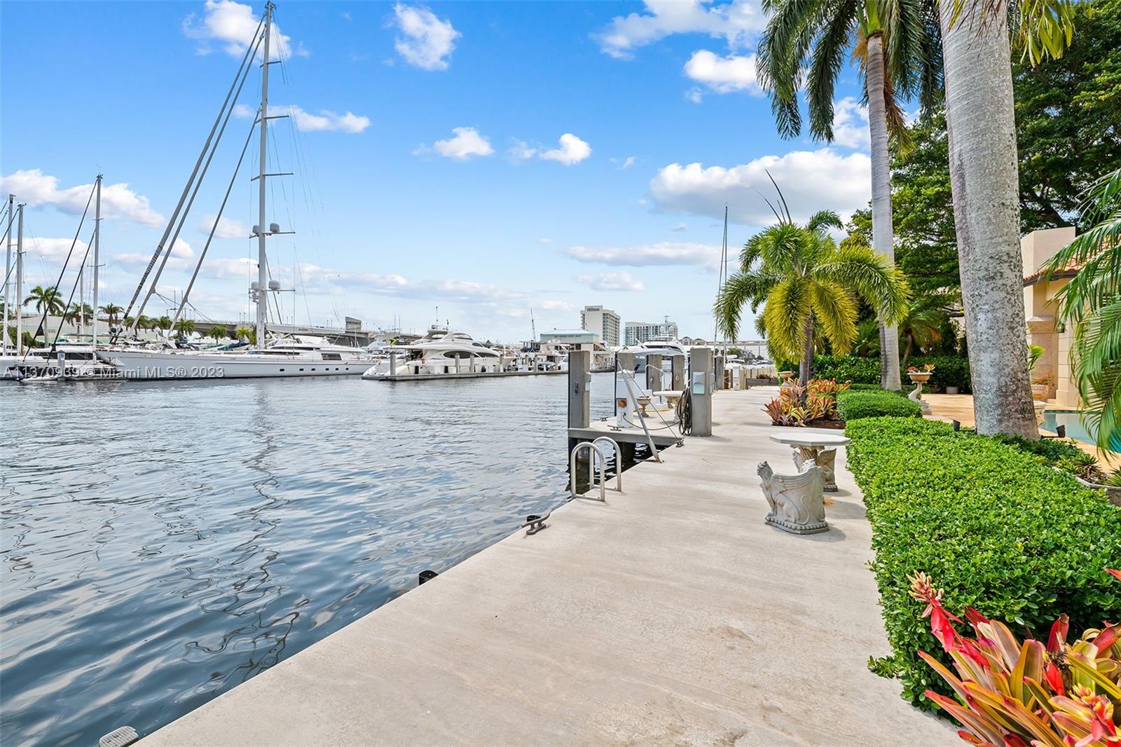 HARBOR BEACH - Residential