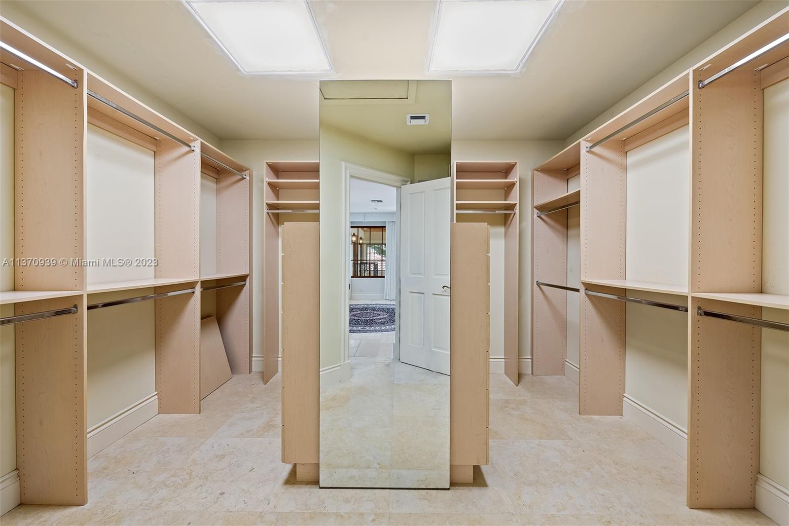 HARBOR BEACH - Residential