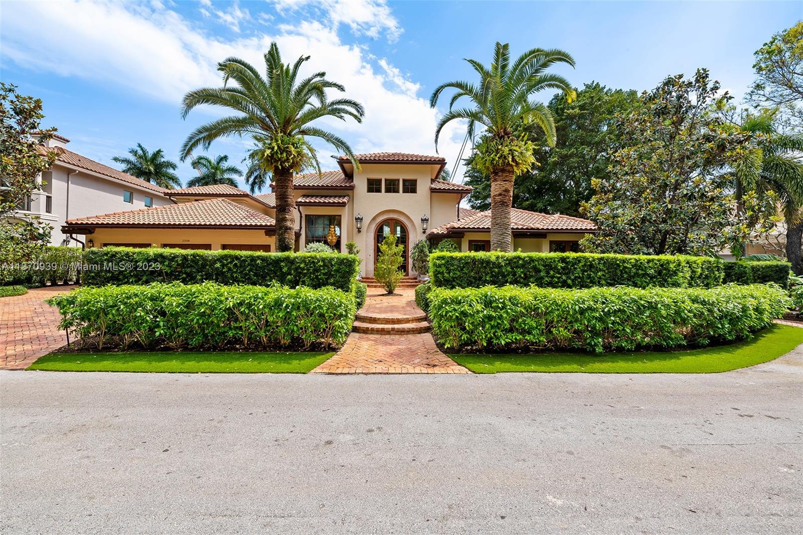 HARBOR BEACH - Residential