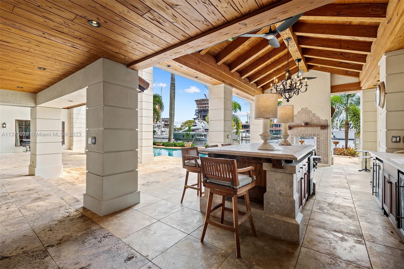 HARBOR BEACH - Residential