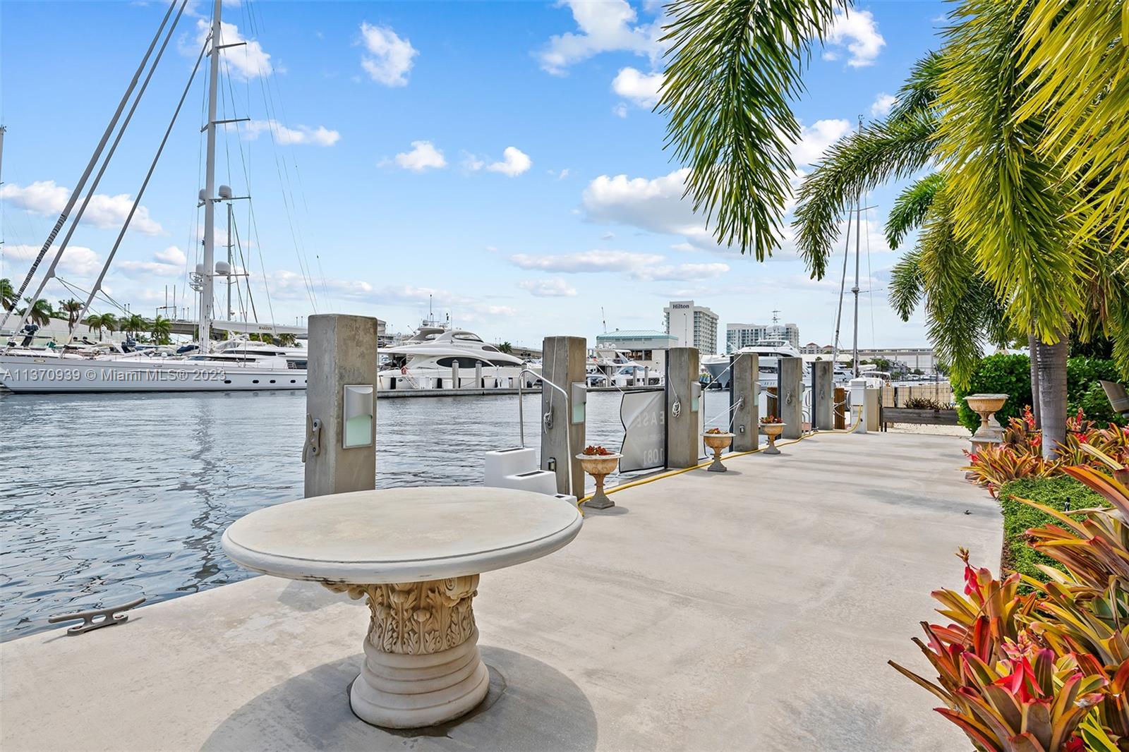 HARBOR BEACH - Residential