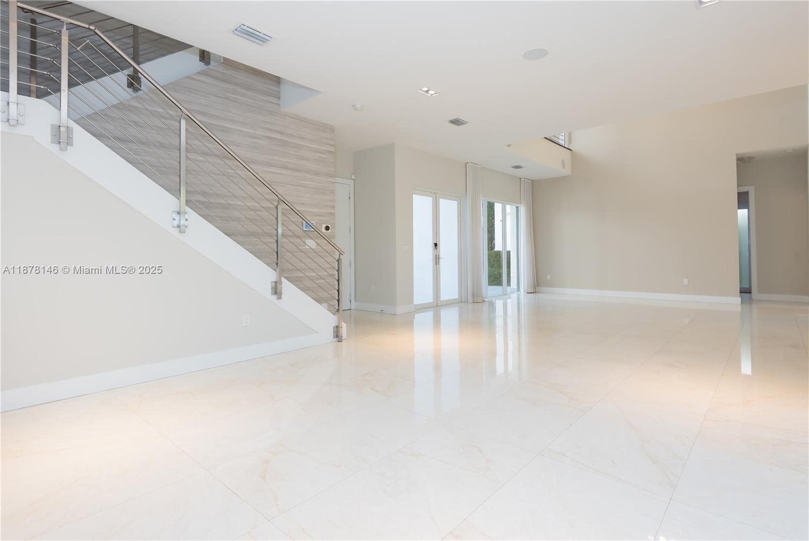 DORAL COMMONS RESIDENTIAL - Residential