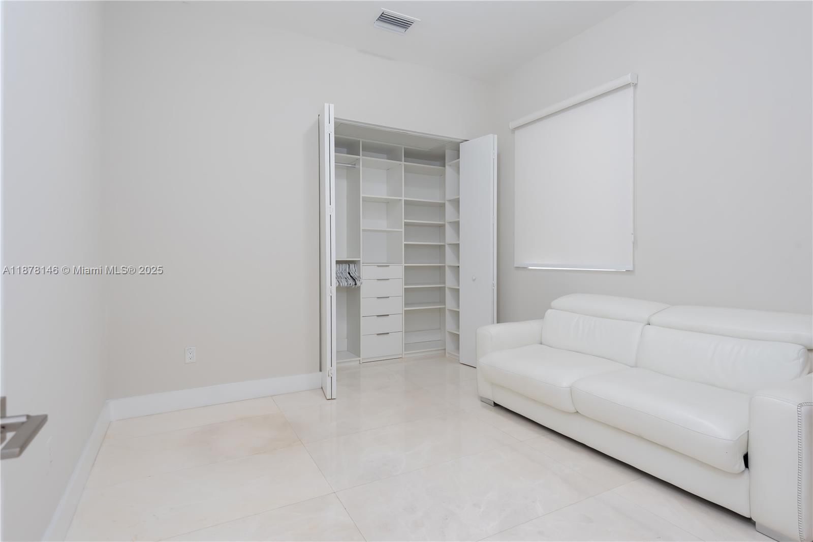 DORAL COMMONS RESIDENTIAL - Residential