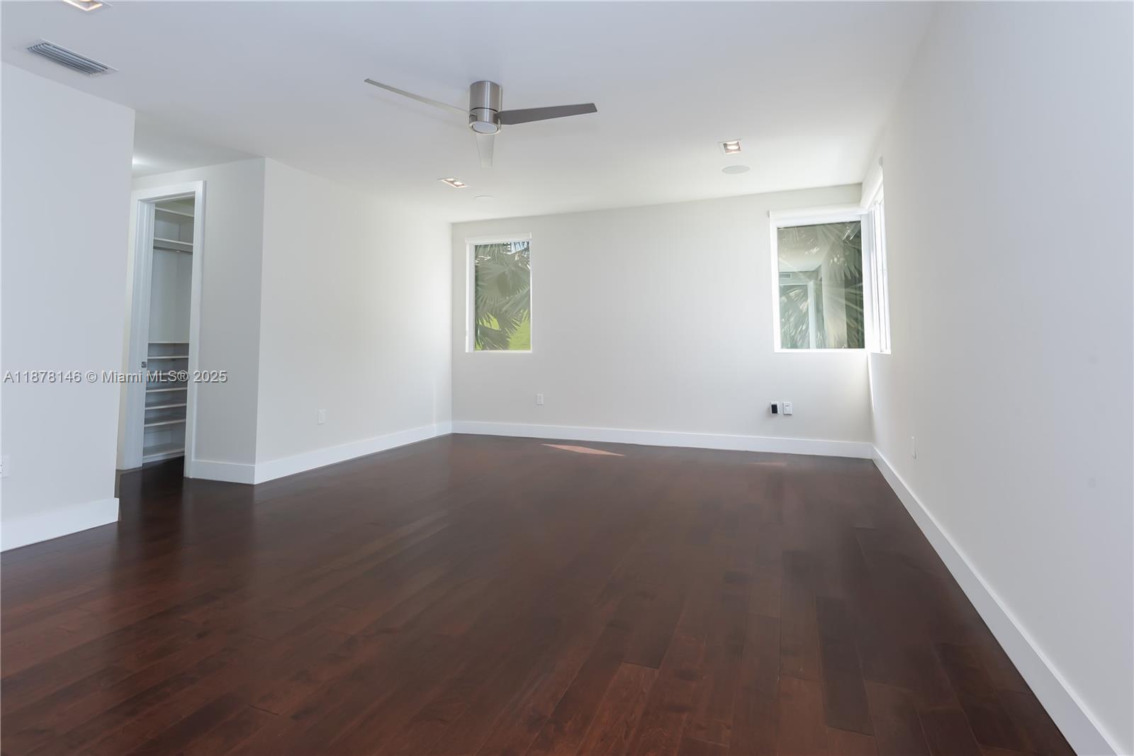DORAL COMMONS RESIDENTIAL - Residential