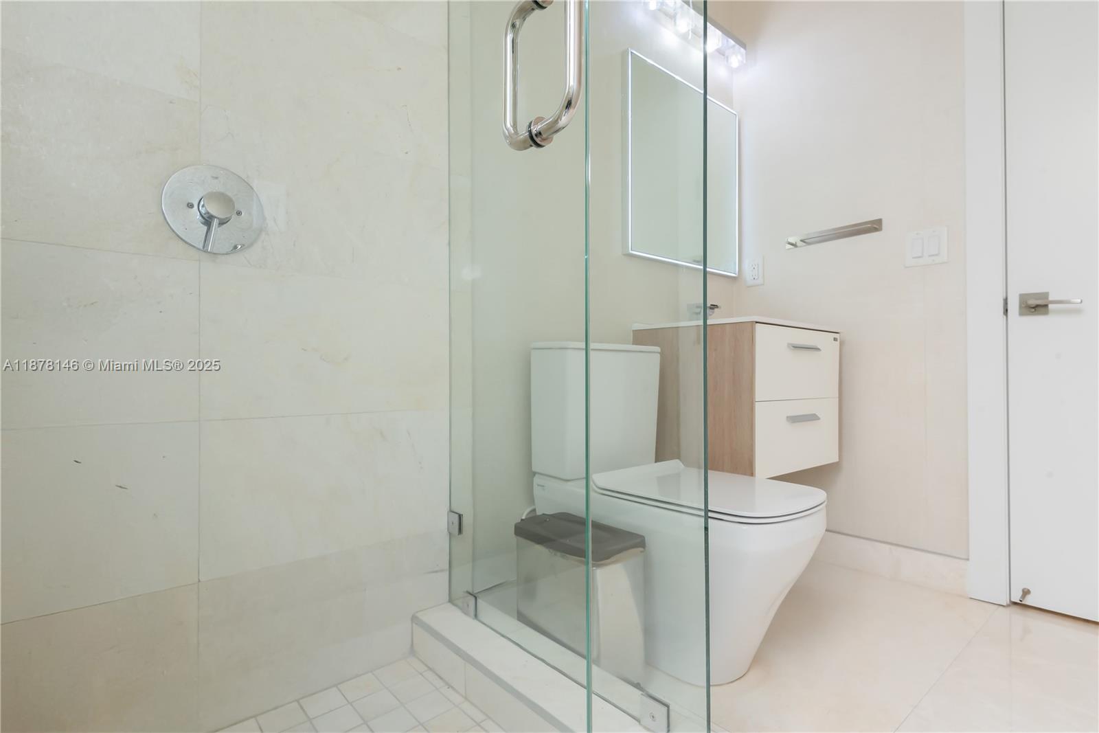 DORAL COMMONS RESIDENTIAL - Residential