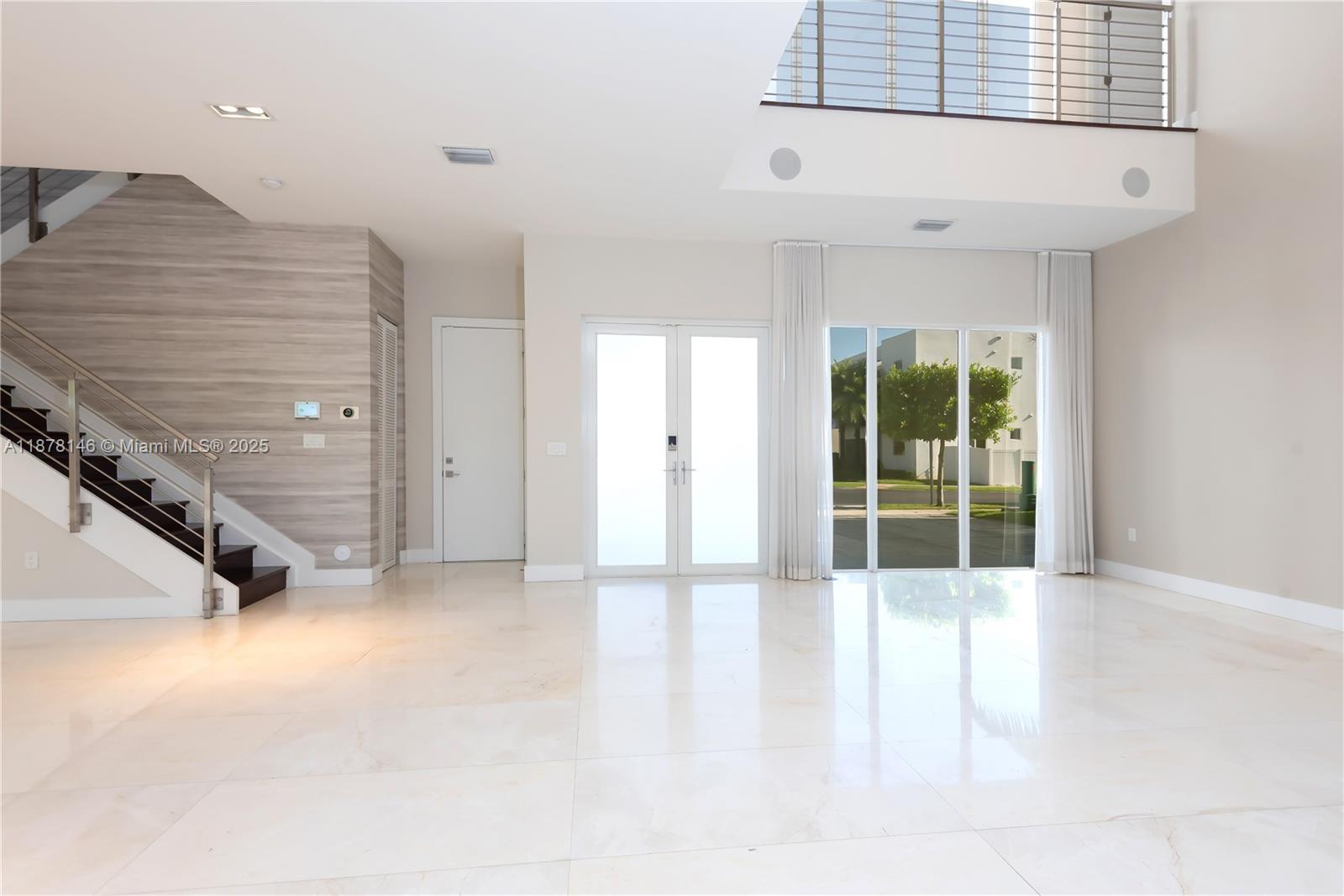 DORAL COMMONS RESIDENTIAL - Residential