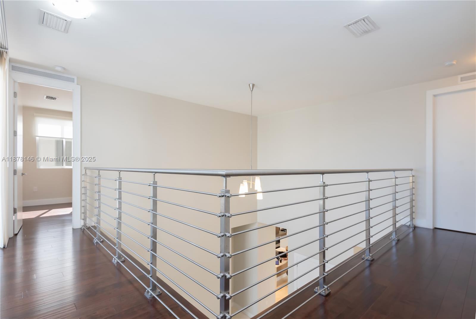 DORAL COMMONS RESIDENTIAL - Residential