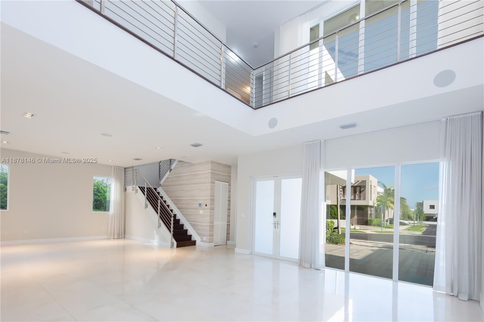DORAL COMMONS RESIDENTIAL - Residential