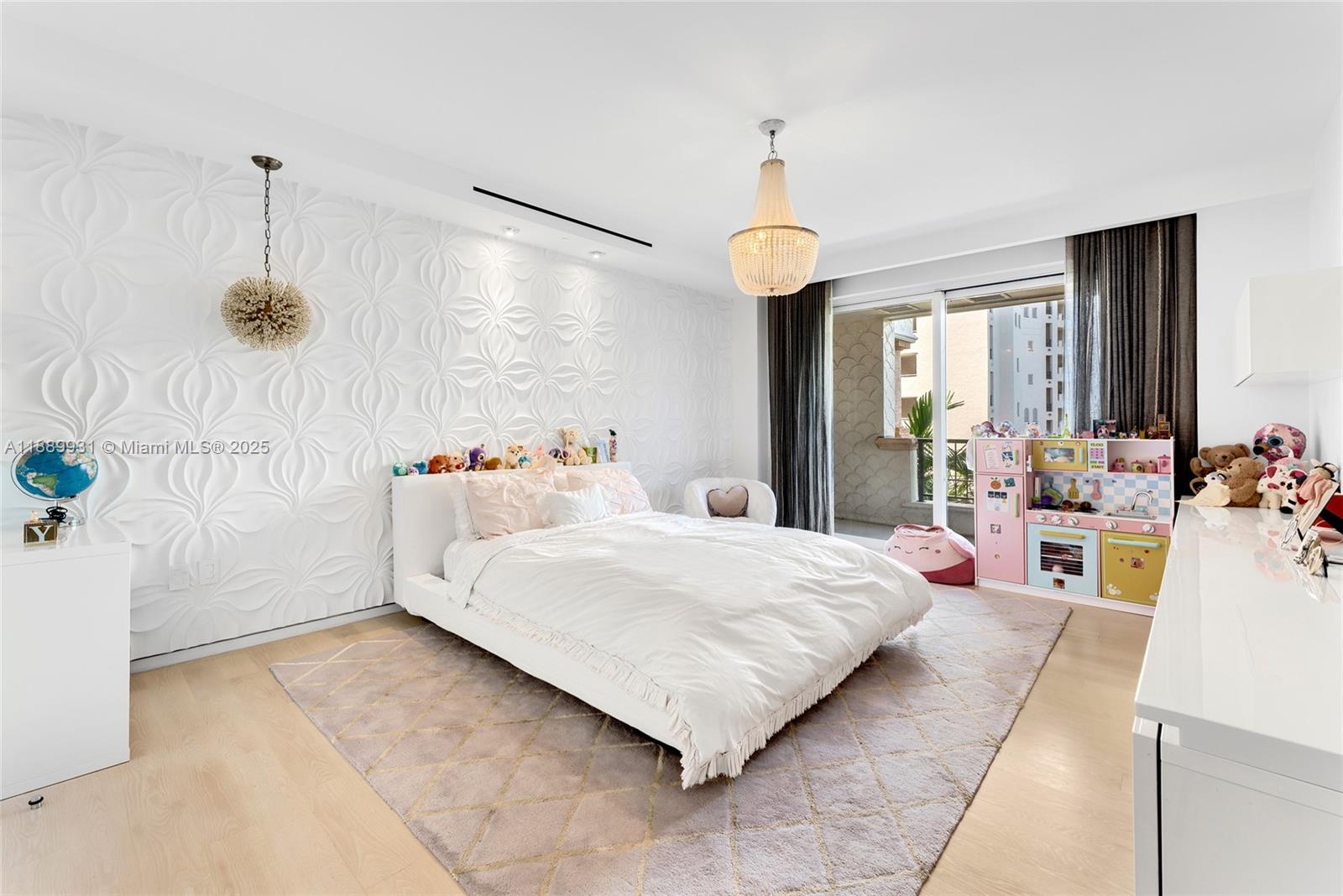 BAYVIEW AT FISHER ISLAND - Residential