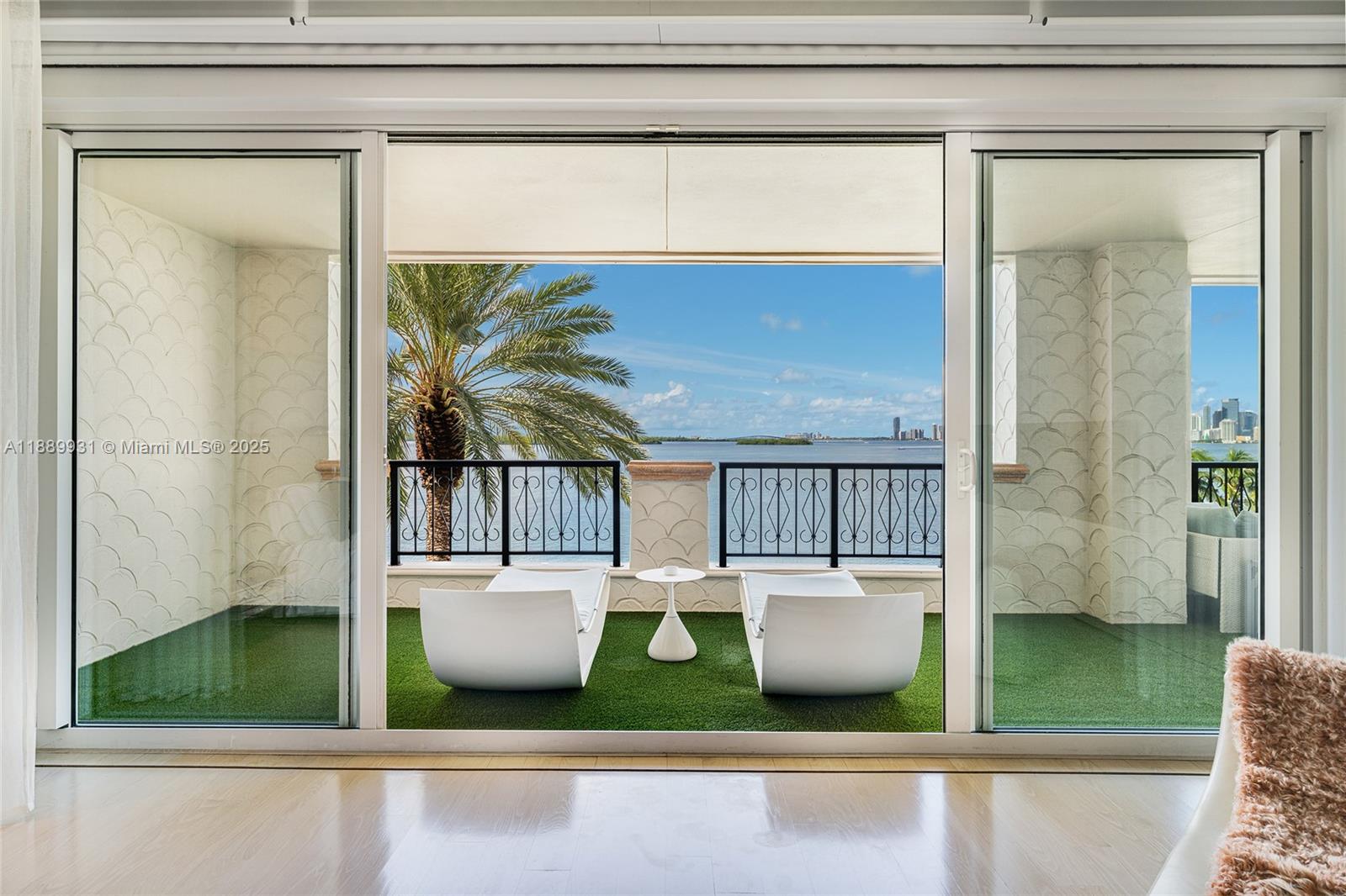 BAYVIEW AT FISHER ISLAND - Residential