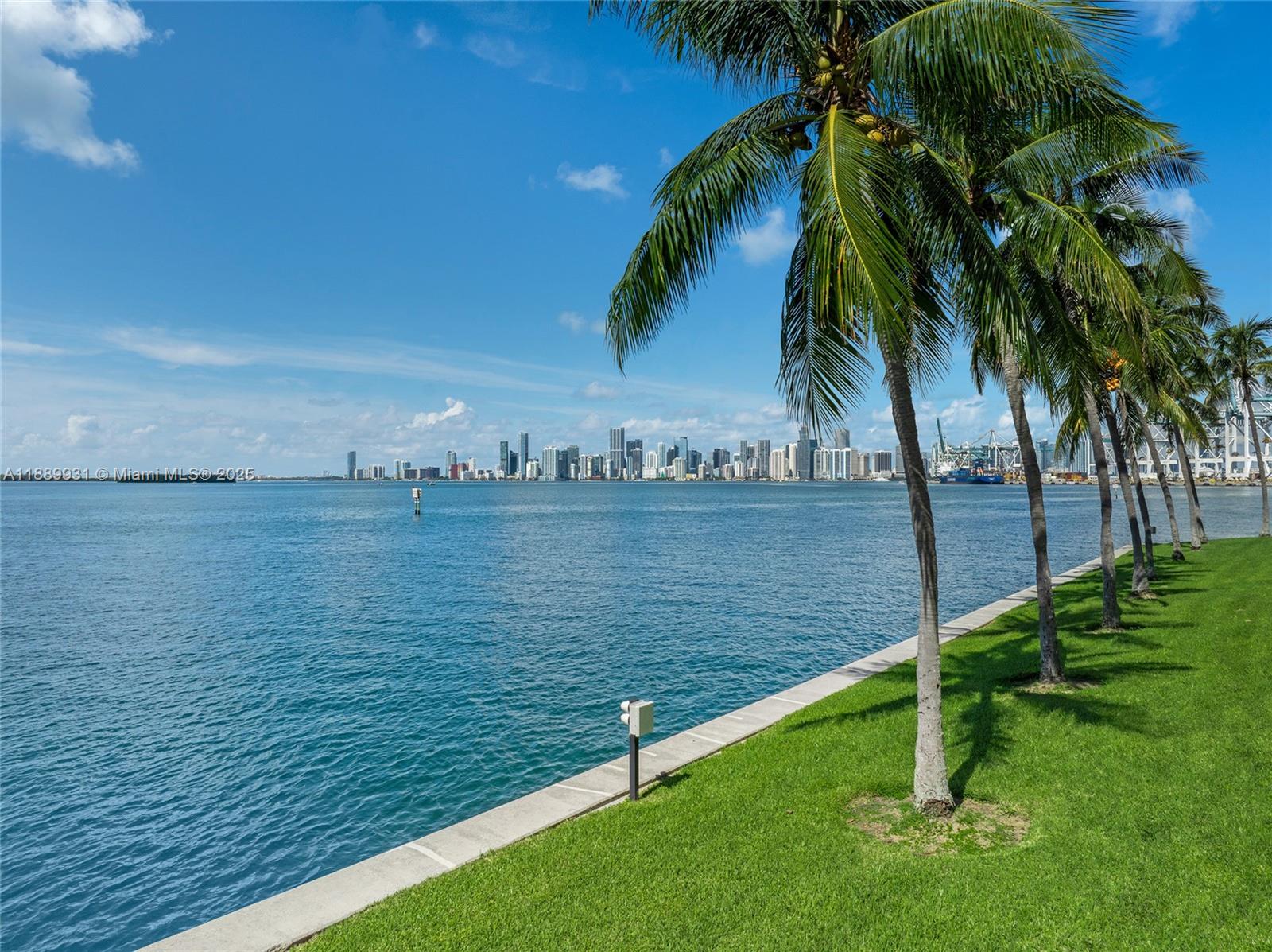 BAYVIEW AT FISHER ISLAND - Residential