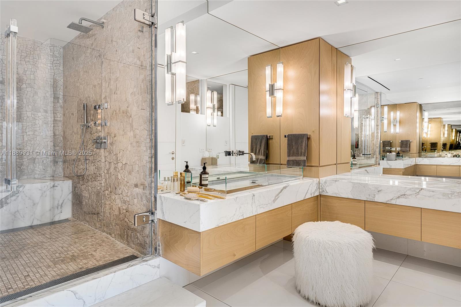 BAYVIEW AT FISHER ISLAND - Residential