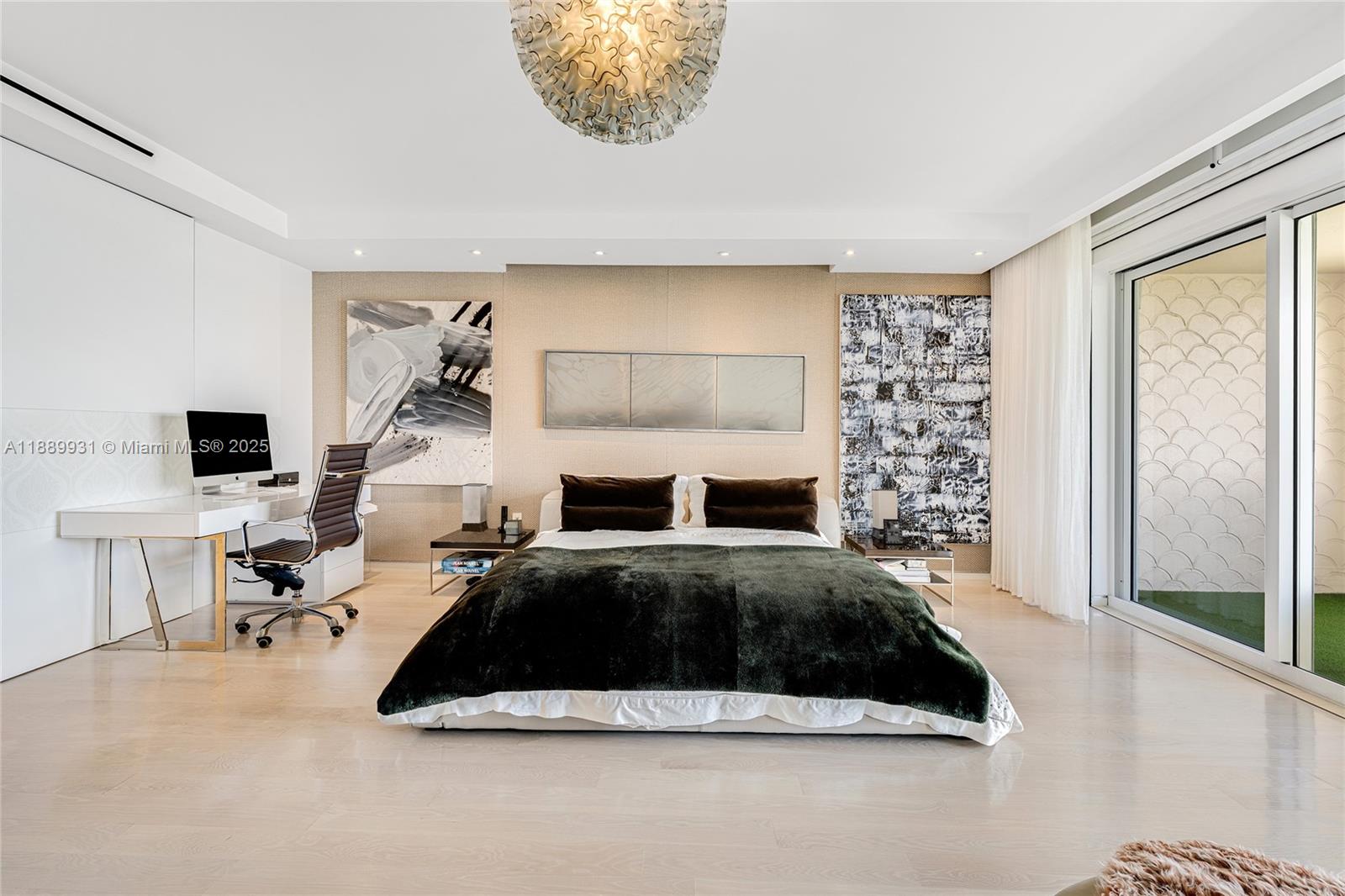 BAYVIEW AT FISHER ISLAND - Residential