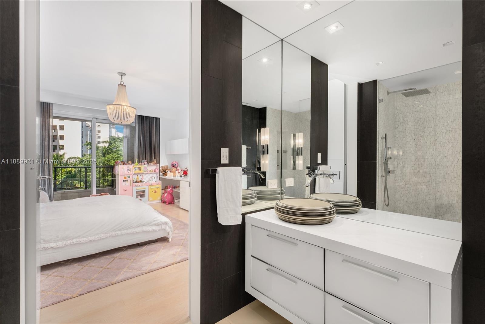 BAYVIEW AT FISHER ISLAND - Residential