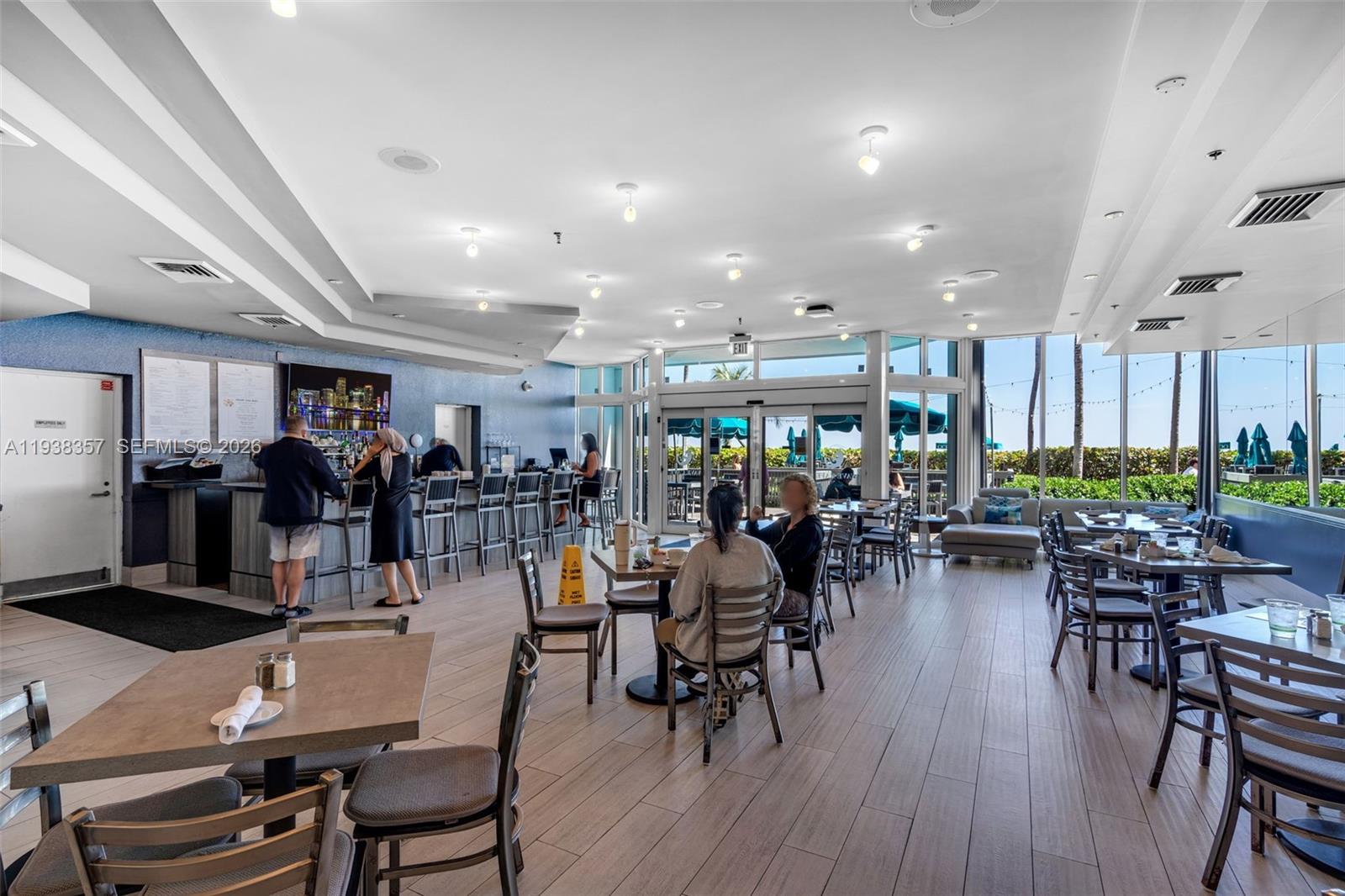 OCEANIA III CONDO - Residential