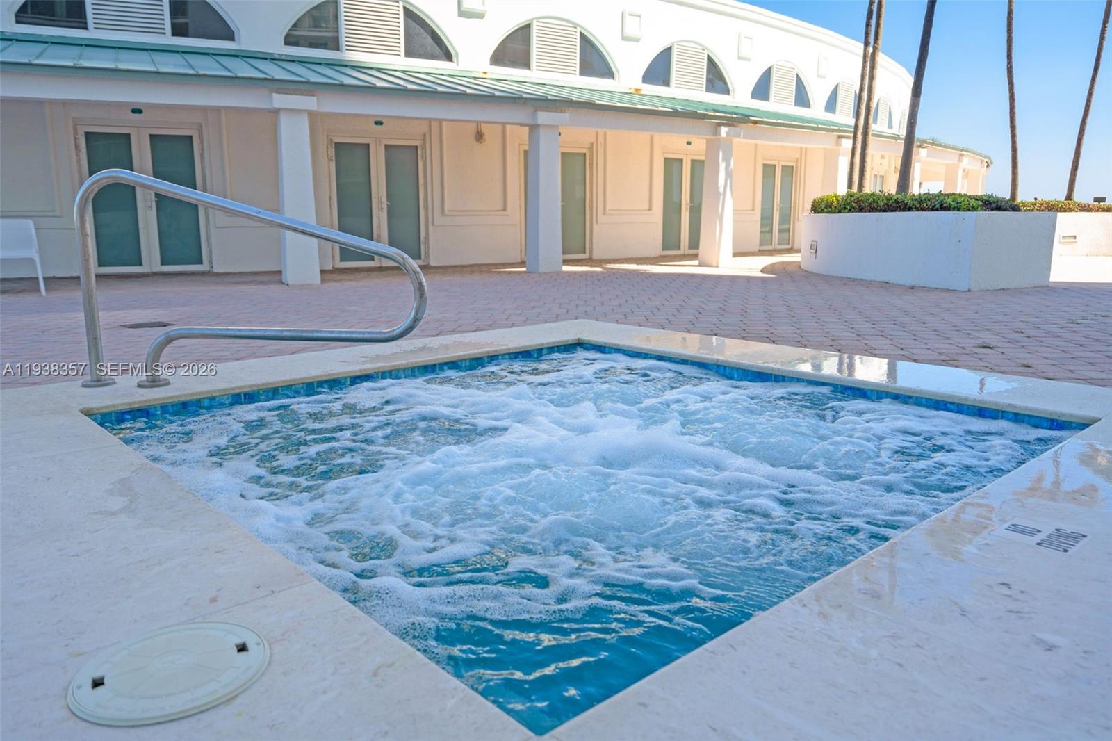 OCEANIA III CONDO - Residential