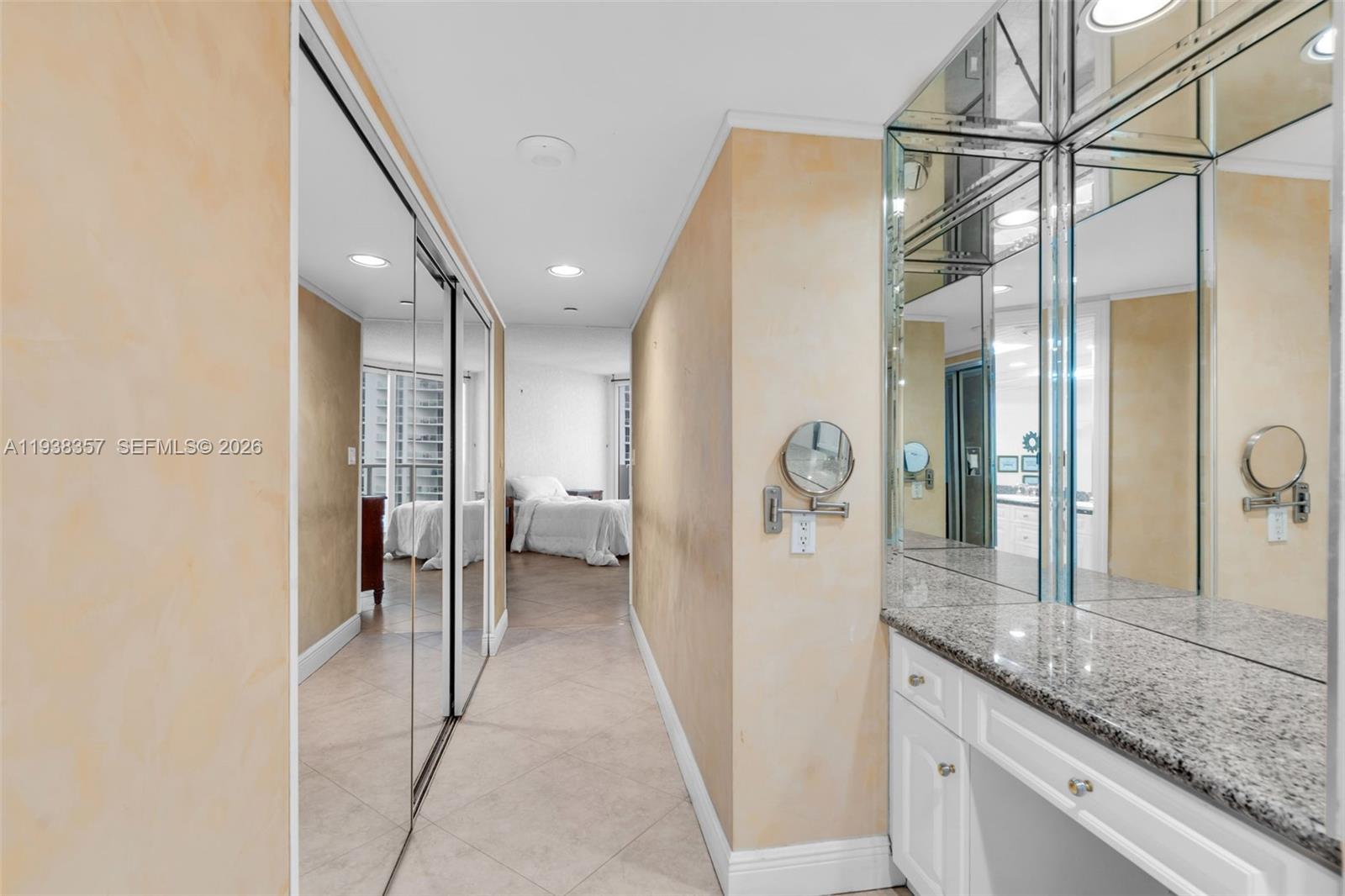 OCEANIA III CONDO - Residential