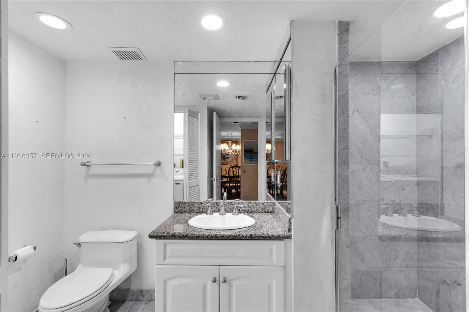 OCEANIA III CONDO - Residential