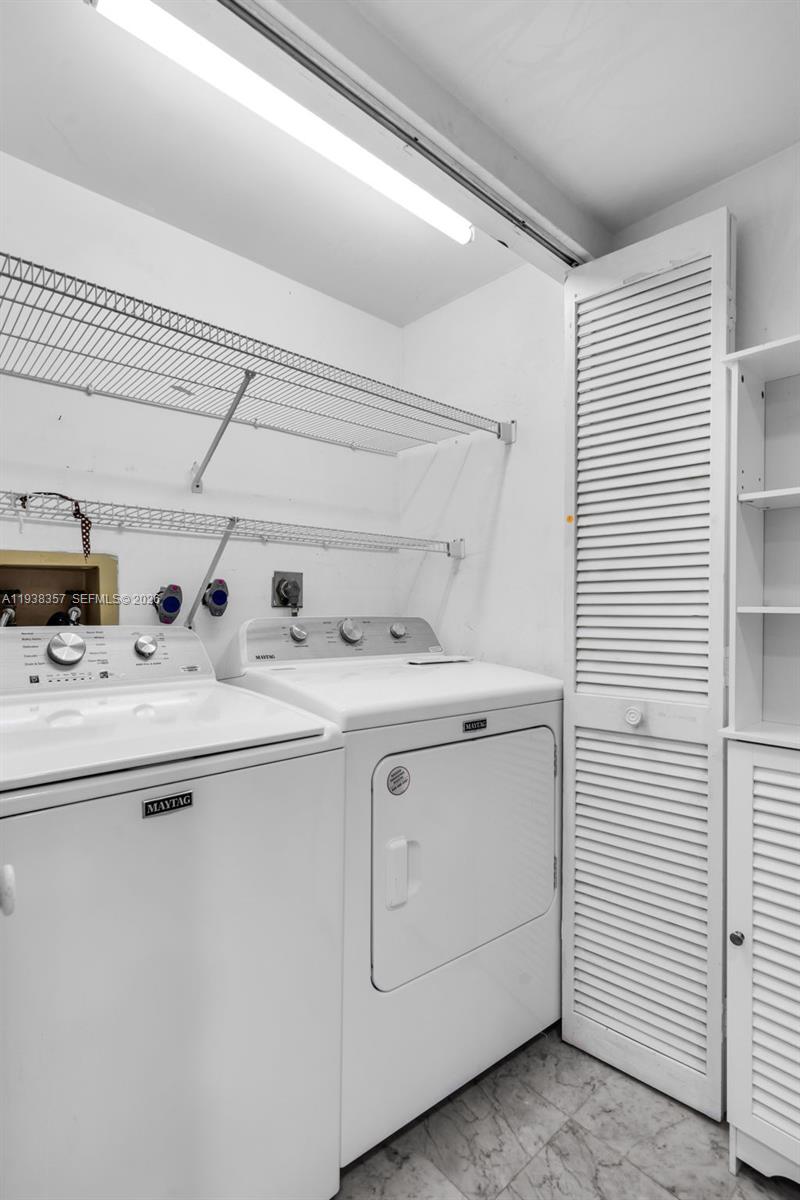 OCEANIA III CONDO - Residential