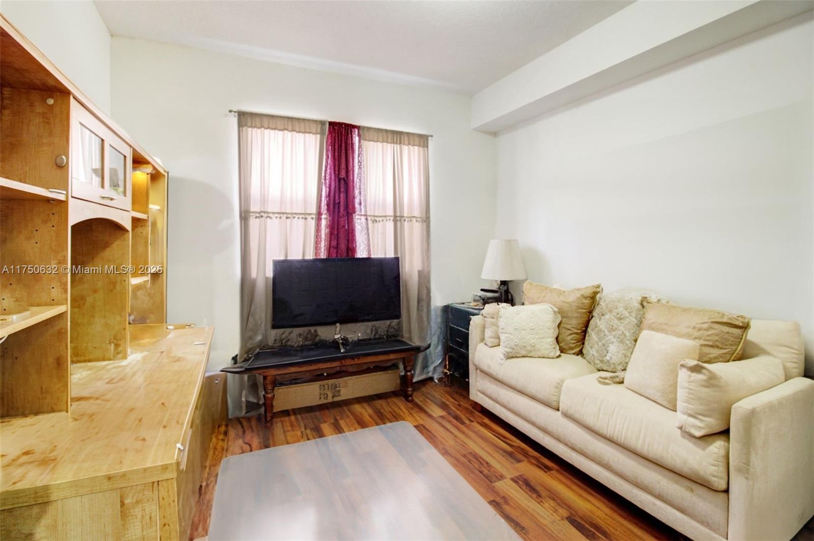 PARADISE POINTE CONDO - Residential