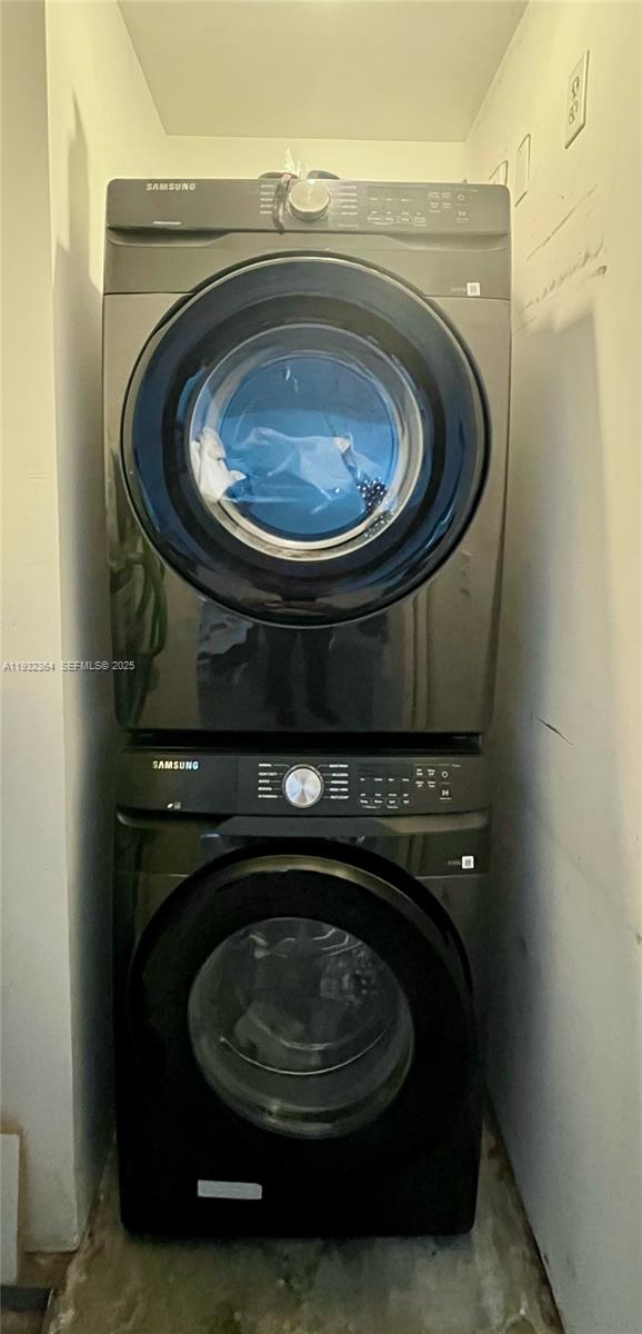 THE YORKER CONDO - Residential Lease