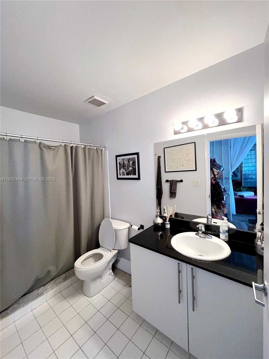 THE YORKER CONDO - Residential Lease