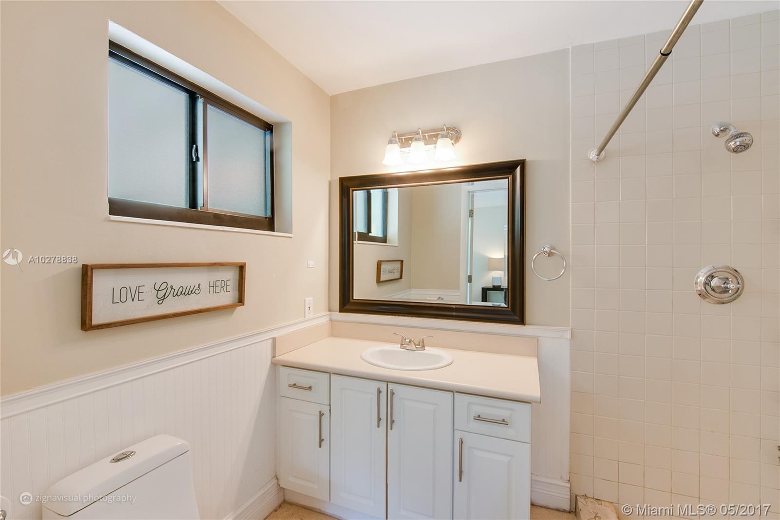 PARIS ESTS - Residential Lease