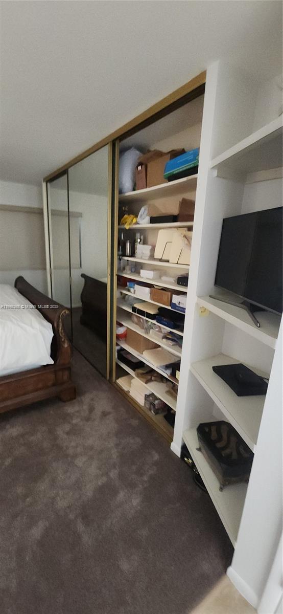 SUMMIT CONDO SOUTH - Residential