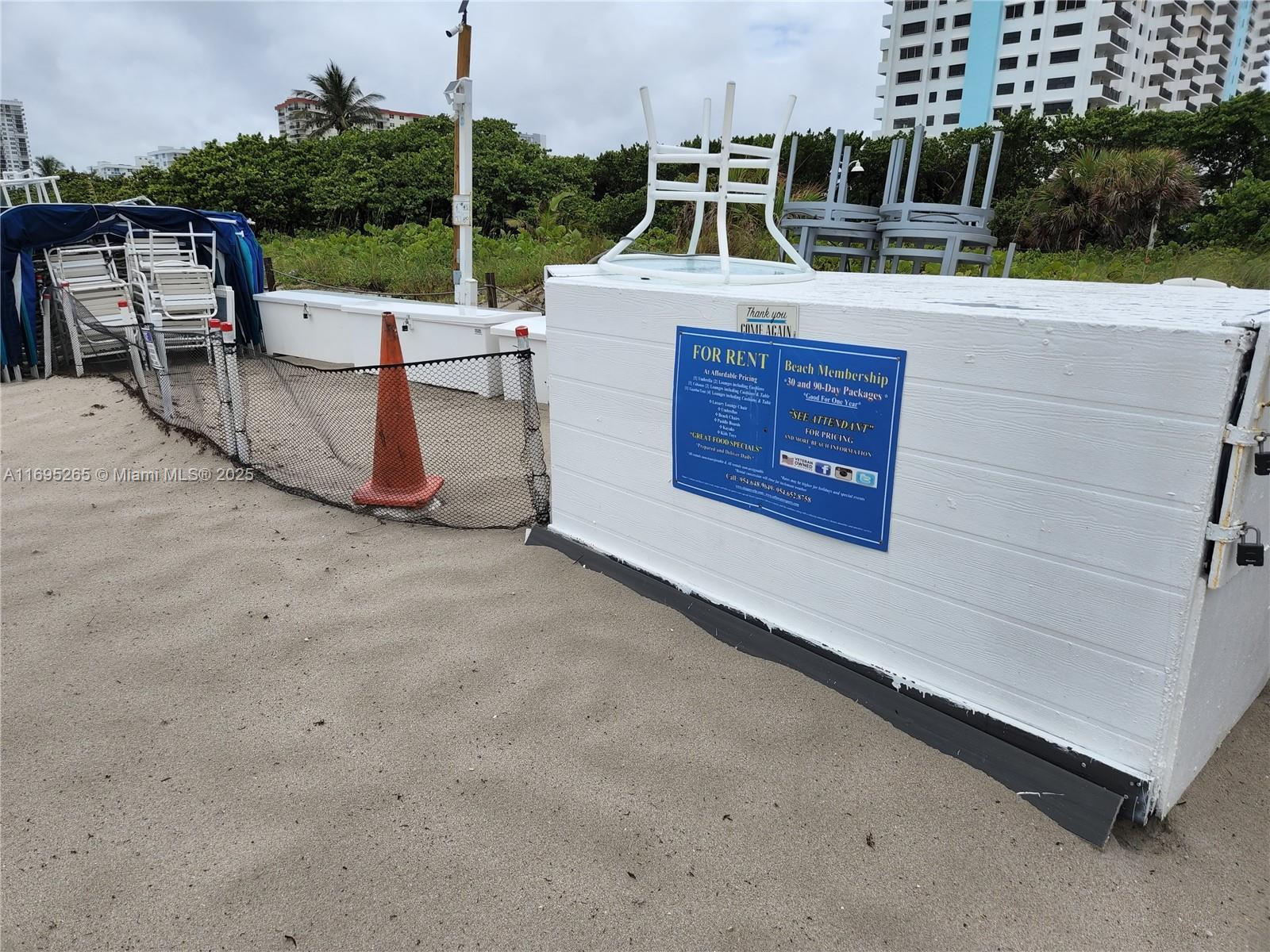 SUMMIT CONDO SOUTH - Residential