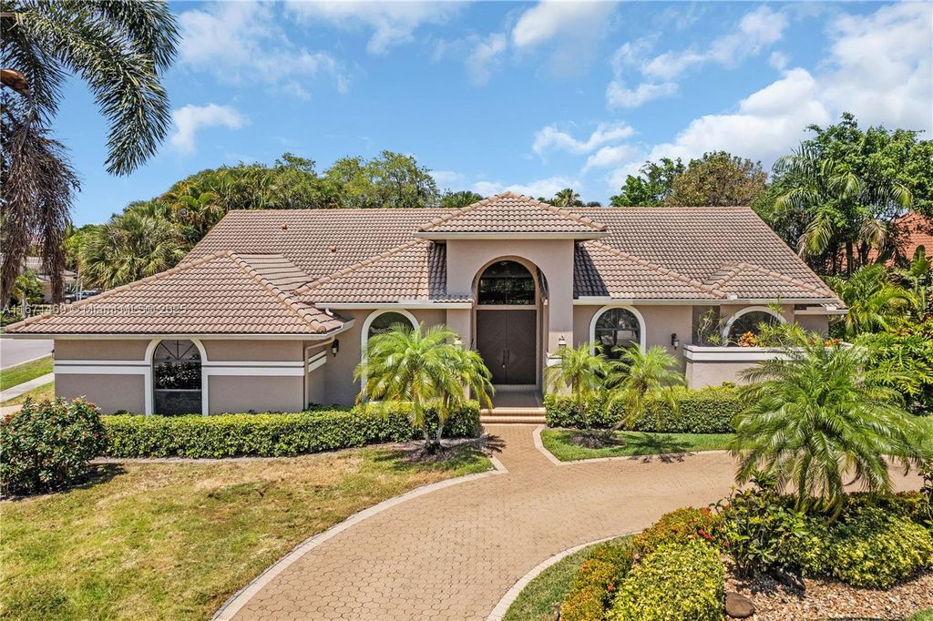 Photo of 7131 Montrico Dr, Boca Raton, FL 33433 (MLS # A11671469)