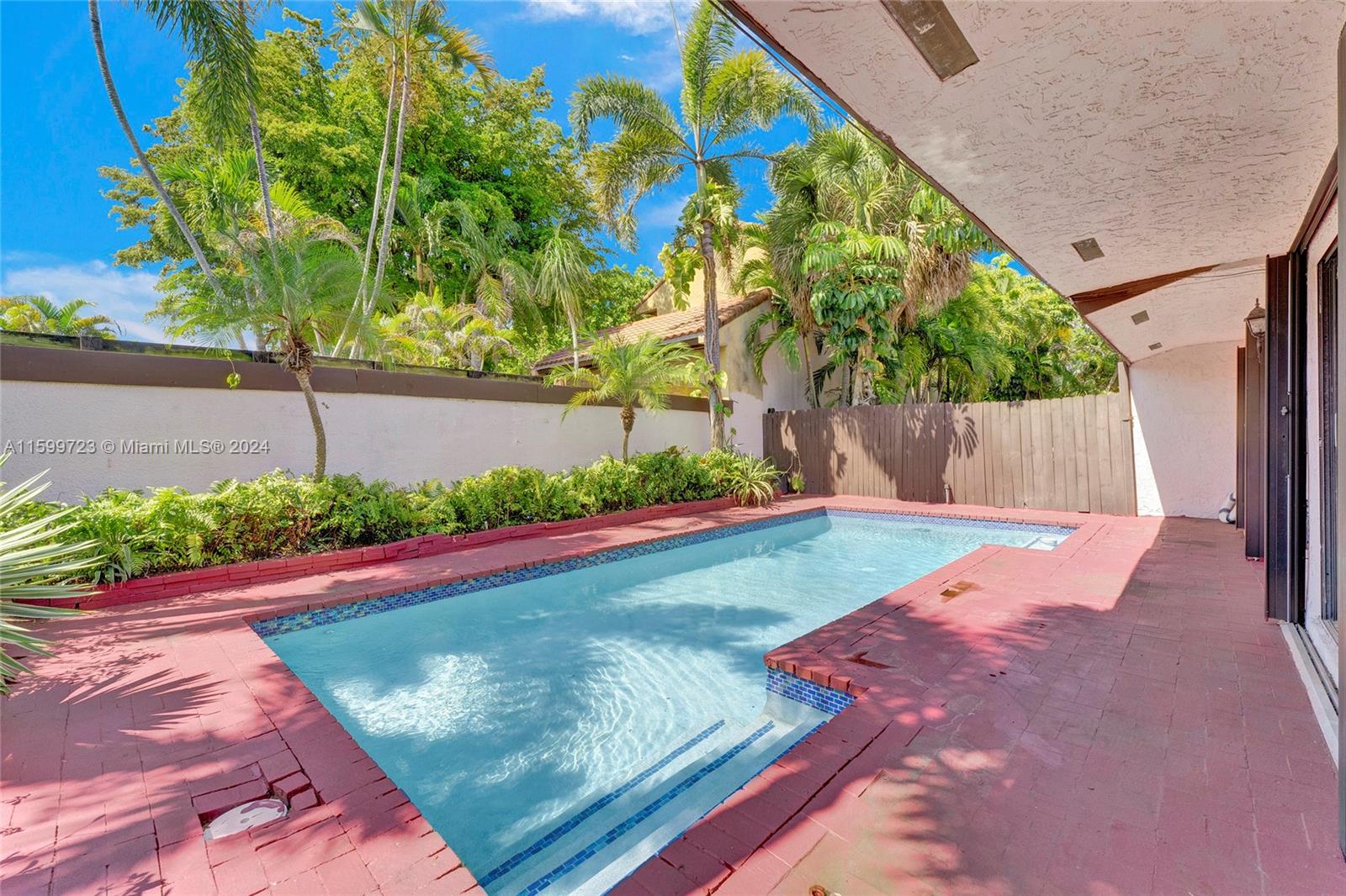 WOODRIDGE AT CALF CLUB CO - Residential